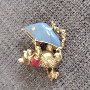 Disney Pooh's Blustery Day Pin